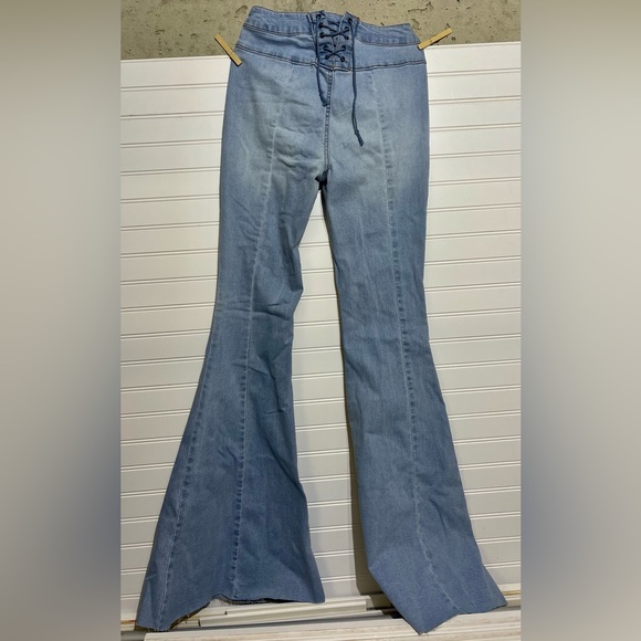Brand new flare jeans with cute back lace detail! Stretchy denim! - Picture 2 of 5